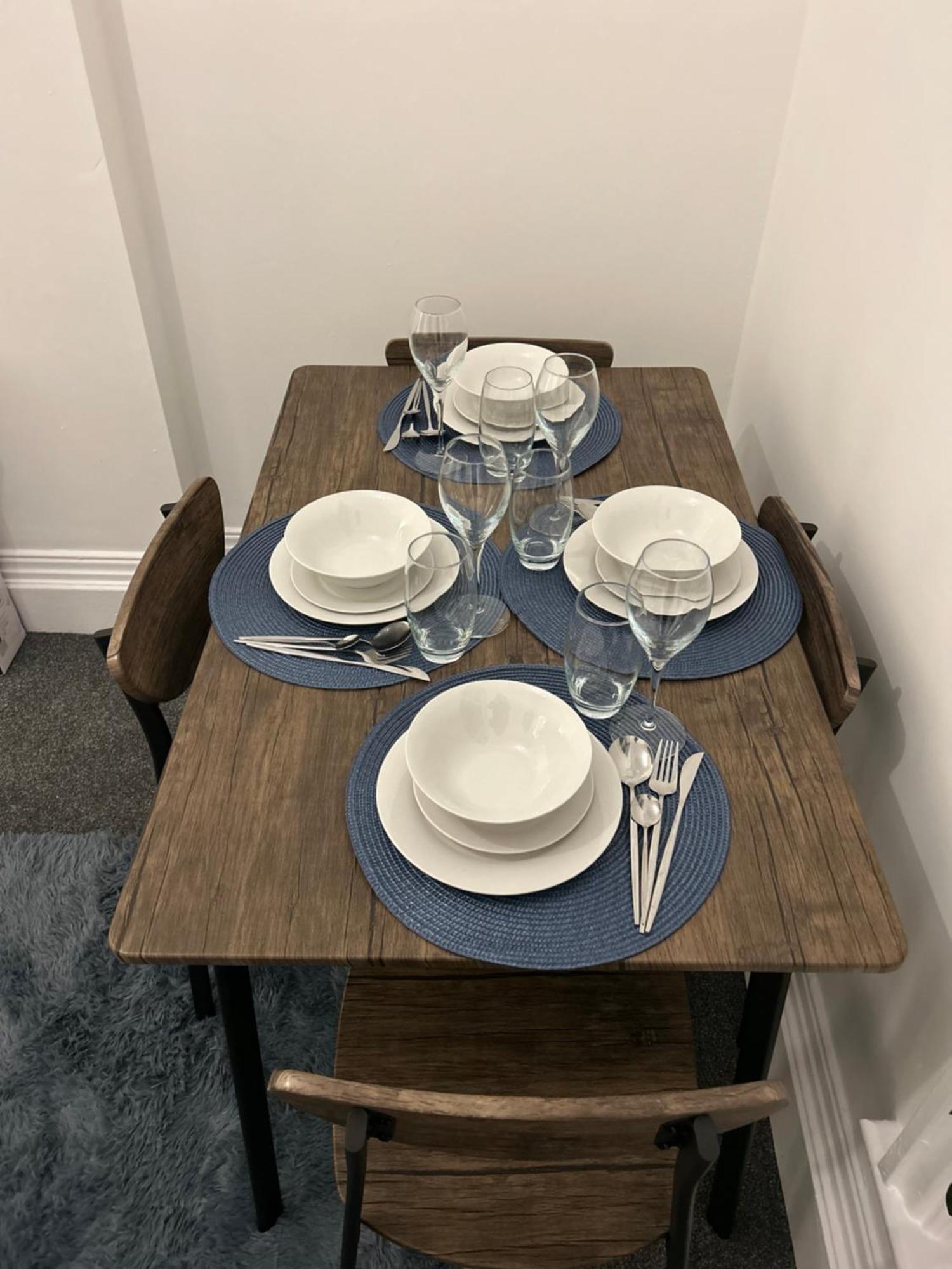 Brand New Modern Apartments Steps From Gloucester Quays 외부 사진